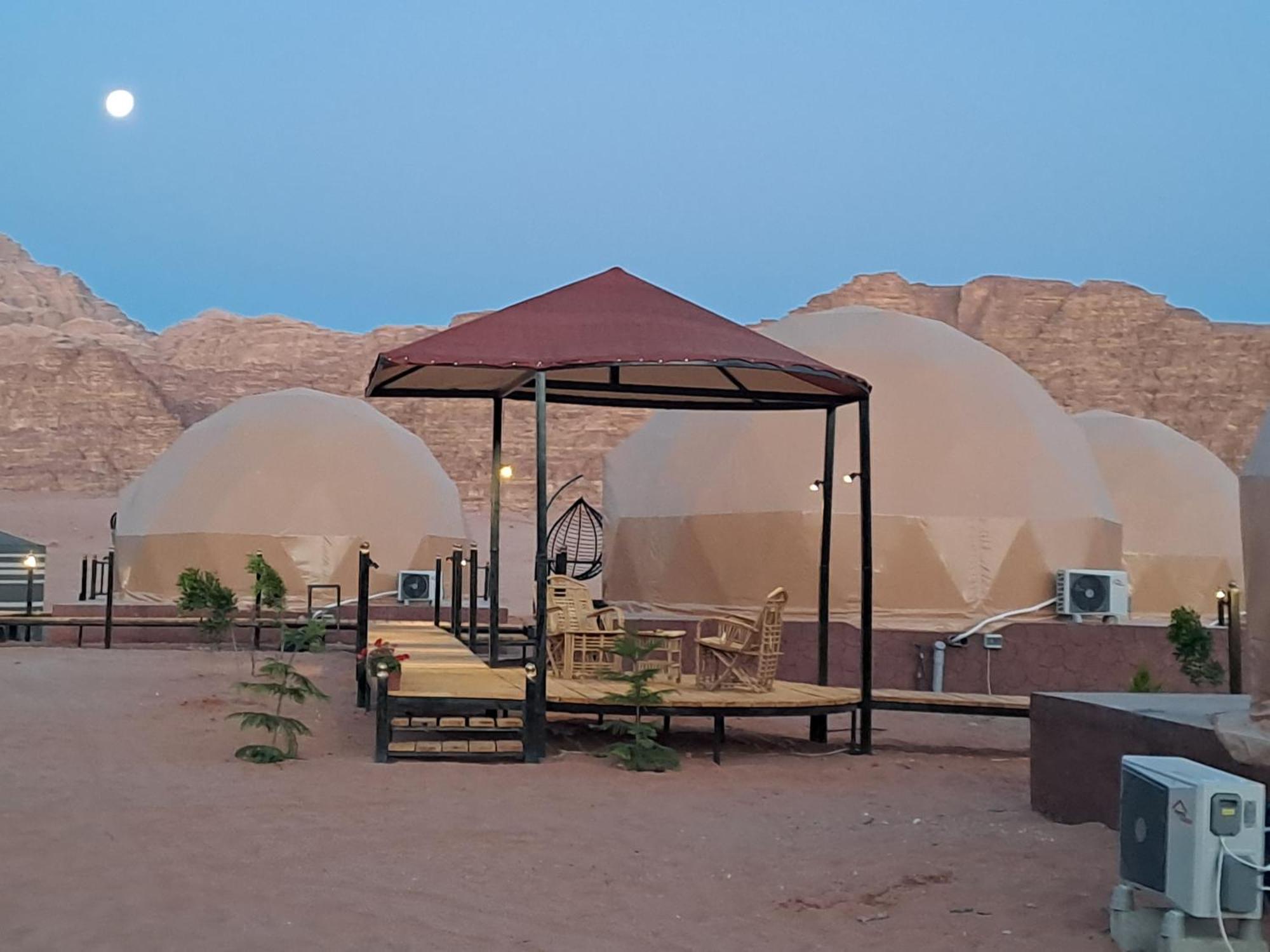 Hotel Taj Wadi Rum Camp Exterior foto