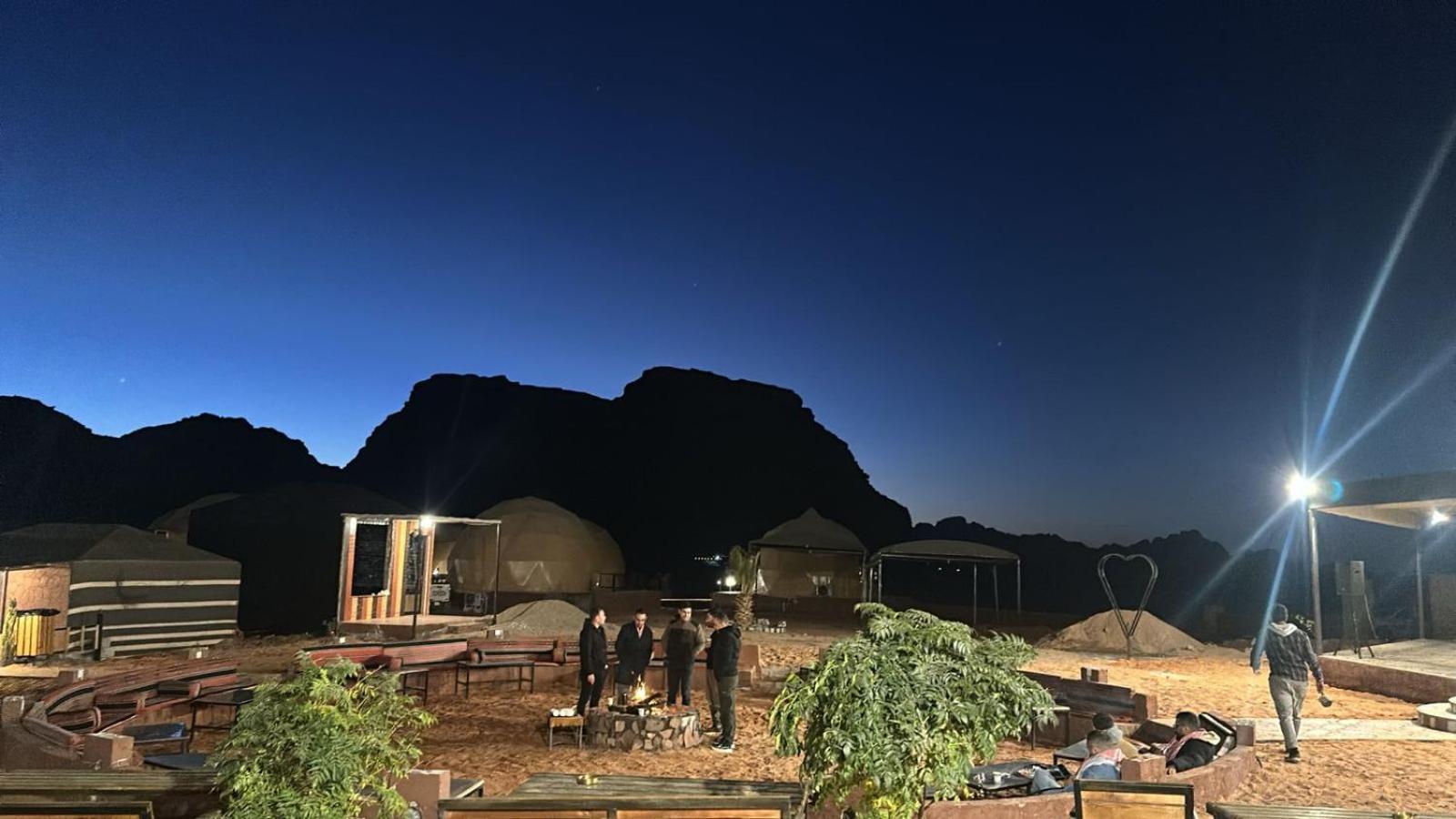 Hotel Taj Wadi Rum Camp Exterior foto